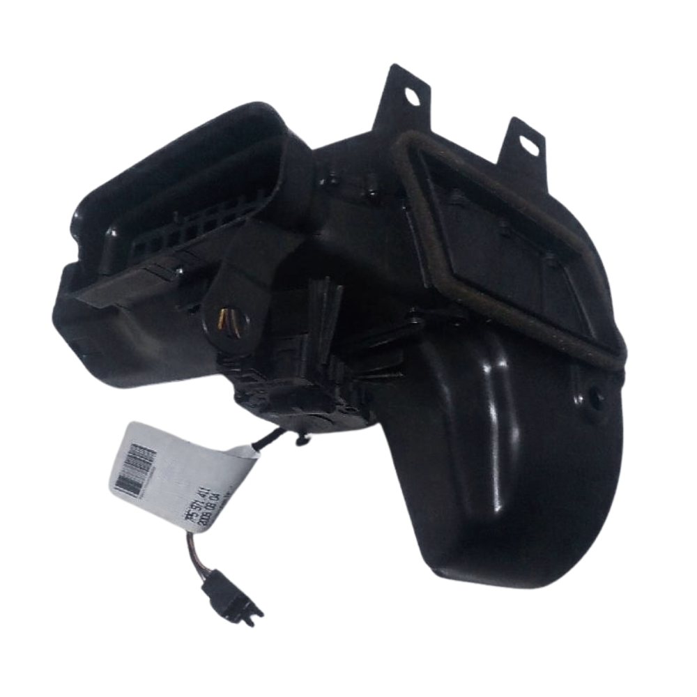 Cabin Air Guide - Center Right - Cayenne | 2011-2018