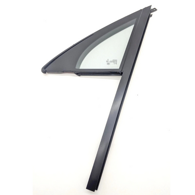 Door Quarter Window Glass - Left - Cayenne | 2011-2018