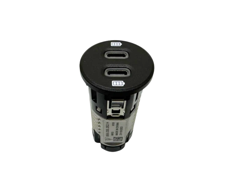 Double USB Charging Port - Macan | 2019-2025