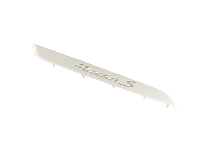 Front Door Sill Plate - Right - Macan | 2019-2025