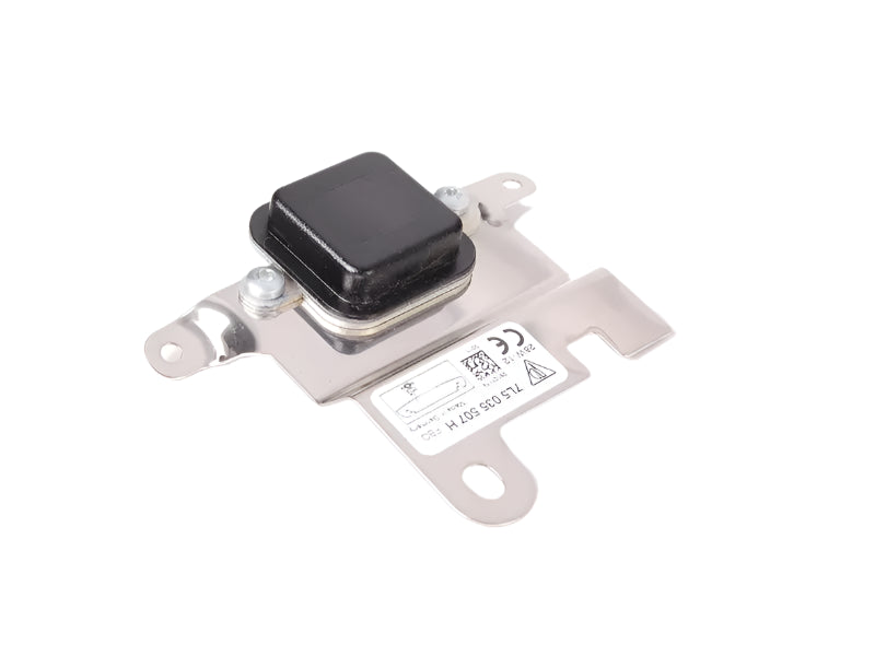 GPS Antenna Assembly - Cayenne | 2003-2010