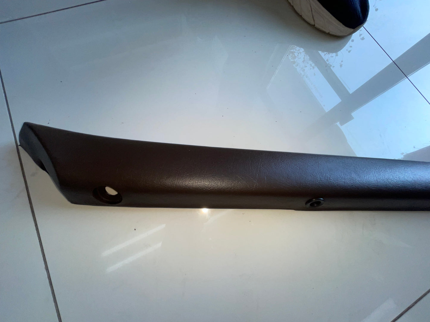 Door Top Rail, Left, 911 (74-86)