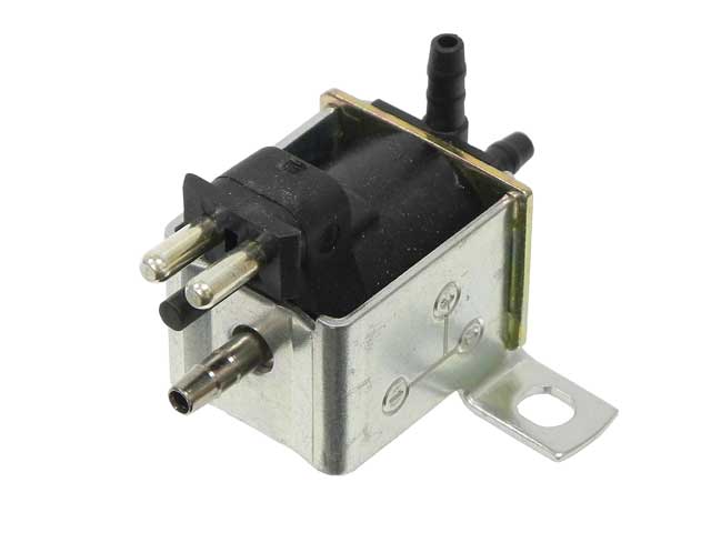 Mercedes-Benz EGR Change-Over Valve | 1956-1999 0015408697
