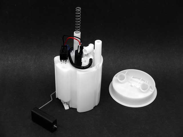 Mercedes-Benz Fuel Pump Assembly with Fuel Level Sending Unit | 2001-2005 2034703594