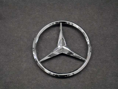 Mercedes-Benz Trunk Star | 2001-2009 2037580058