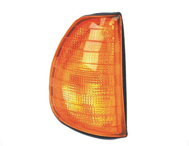 Mercedes-Benz Turn Signal Assembly Amber | 1977-1985 0008208921