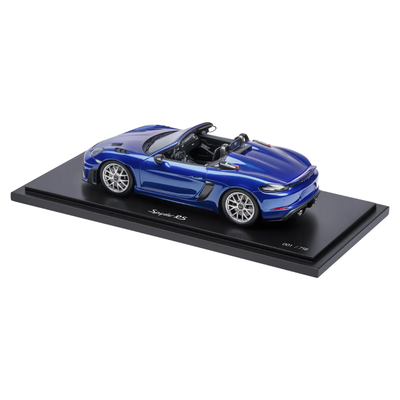 Porsche 718 Spyder RS 982 Grey Collectors Model Car - Scale 1:18