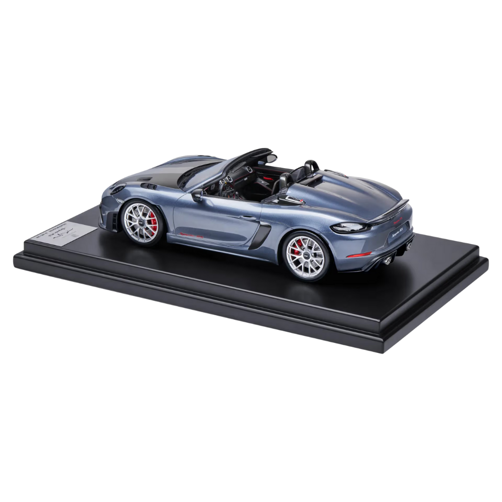 Porsche 718 Spyder RS 982 Grey Collectors Model Car - Scale 1:12