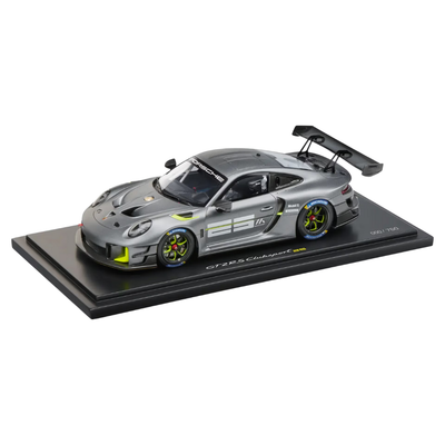 Porsche 911 GT2 RS Clubsport 25 Collectors Model Car - Scale 1:18
