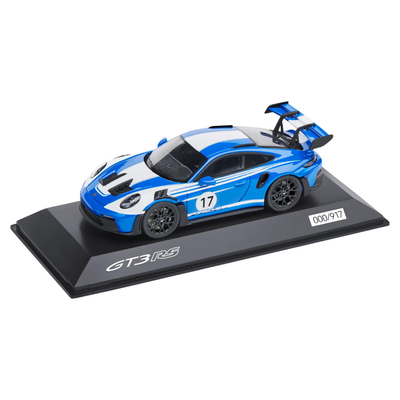 Porsche 911 GT3 RS 992 Resin Collectors Model Car - Scale 1:43