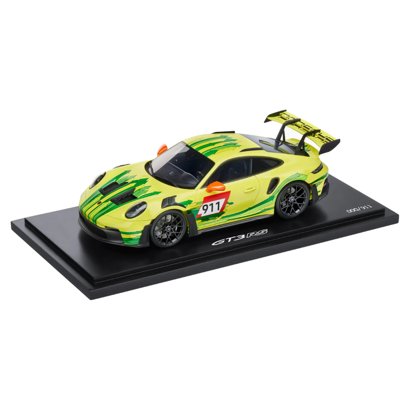 Porsche 911 GT3 RS 992 Resin Collectors Model Car - Scale 1:18
