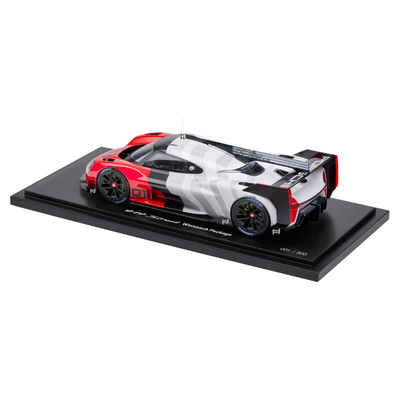 Porsche 919 Street Weissach Package Collectors Model - Scale 1:18