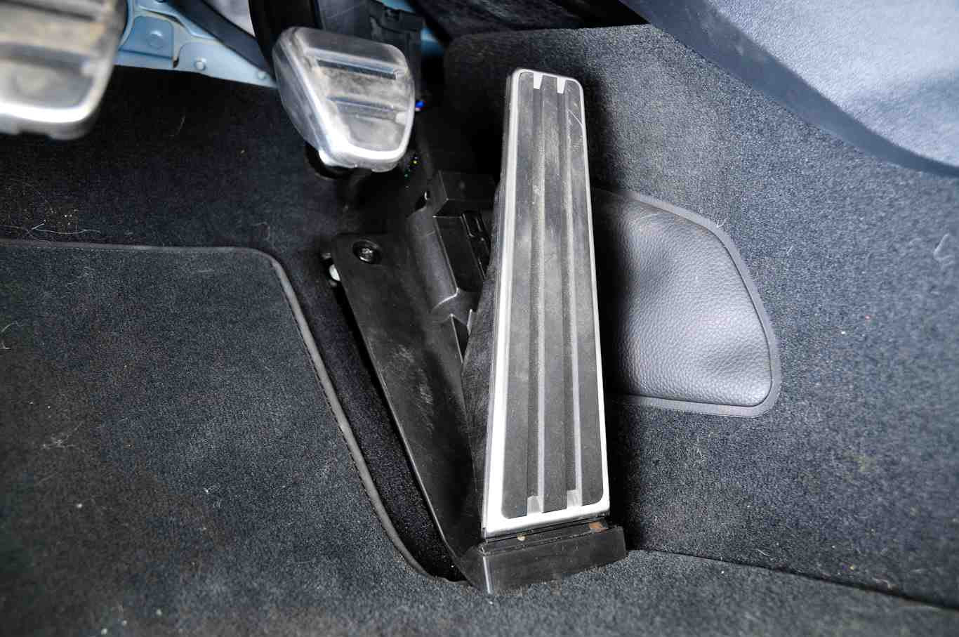 Porsche Bilt Racing Service BRS Billet Accelerator Pedal Spacer - Boxster/Cayman/911 121-06