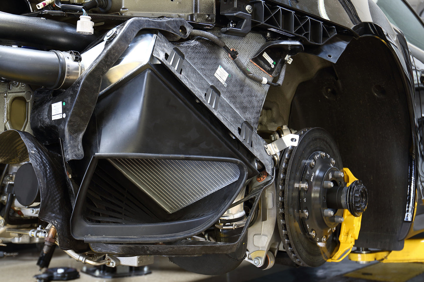 Porsche High Performance Intercooler - 911 18-19 8166