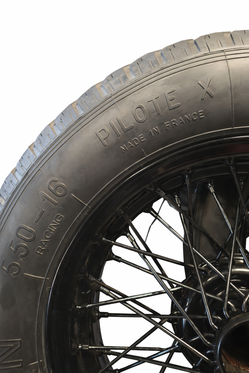 Porsche Michelin 5.50/80R16 84H X Classic Tire 08753