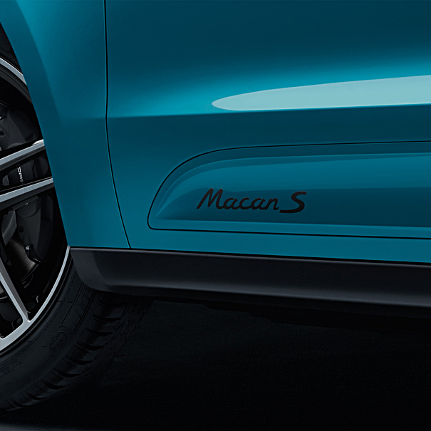 Porsche Model Designation Macan S On Side Blades Black - 95B04481580041 - Macan 15-23 95B04481580041