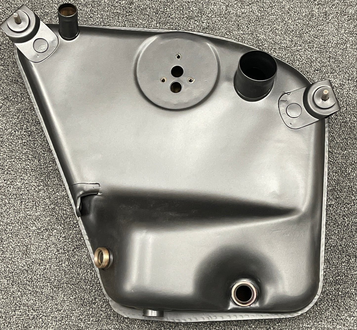 Porsche Oil Tank - 911 2.0-2.2 65-71 NOS NOS-911-107-001-16