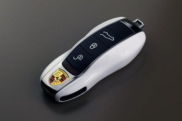 Porsche Painted Vehicle Key Carrera White - 971044801S9R - 911 - Cayenne - Panamera - Taycan 971044801S9R
