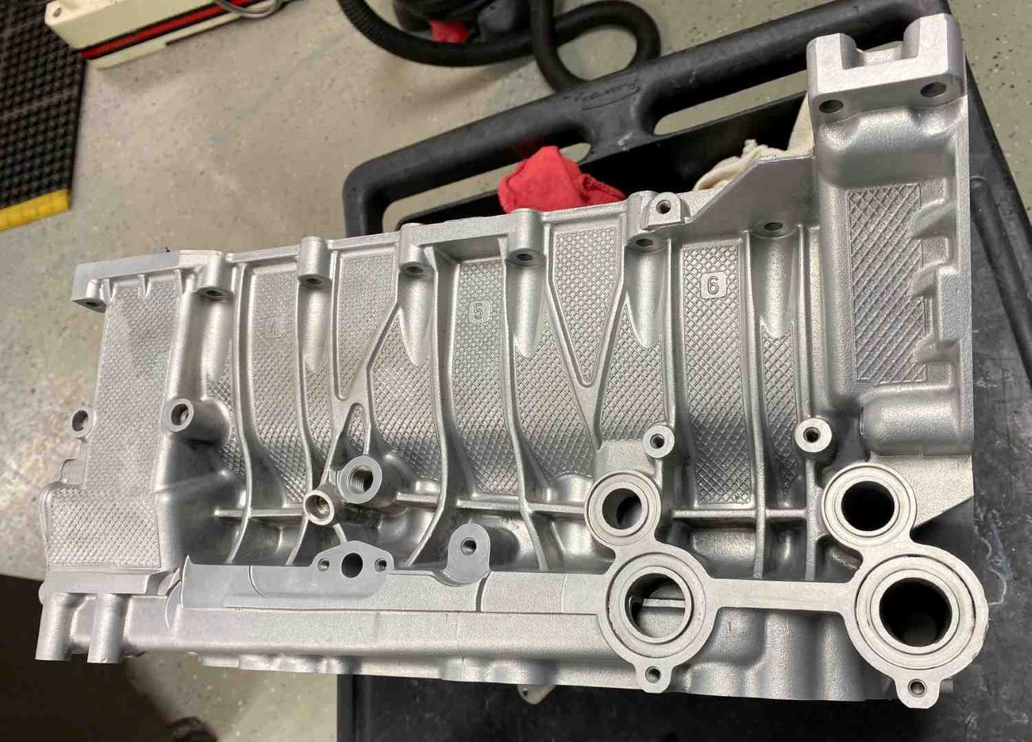 Porsche Vapor Blasting Service -654725