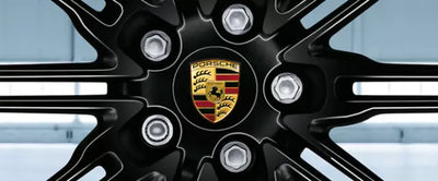 Porsche Wheel Hub Covers Set Coloured - 4460721 - 911 - Cayenne - Panamera 4460721