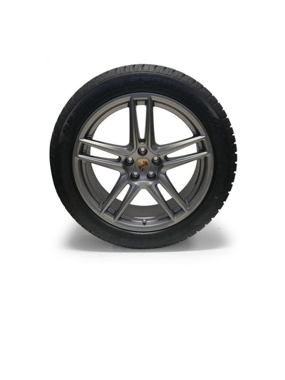Porsche Winter Wheel Set 20 in Macan Turbo Dunlop - 95B044642F 95B044642F