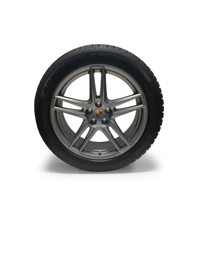 Porsche Winter Wheel Set 20 in Macan Turbo Dunlop - 95B044642F 95B044642F