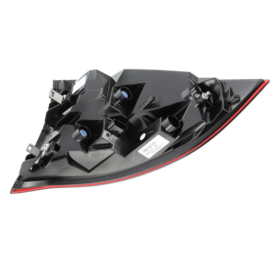 Rear Left Outer Tail Light Assembly - Cayenne | 2011-2014