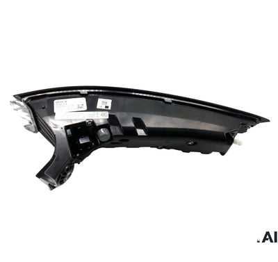 Rear Light - Left - Cayenne | 2023