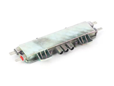 Rear Spoiler Antenna Booster - Right - Cayenne | 2003-2010