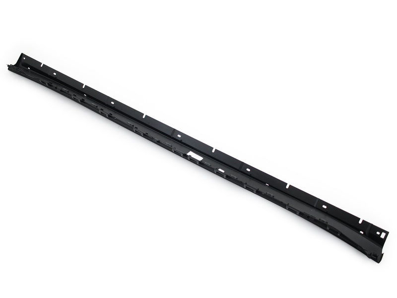 Rocker Panel Trim - Right - Cayenne | 2019-2024