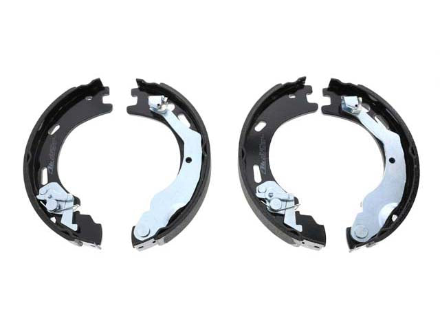 BMW Parking Brake Shoe Set | 2015 LR031947