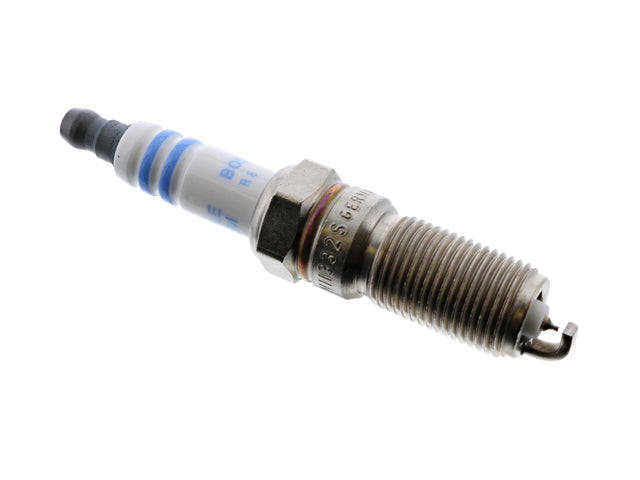 Mercedes-Benz Spark Plug - Bosch 0-242-236-675 (96315) NGK ILTR6R8G (91794) | 1996 LR123892