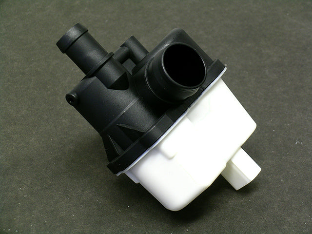 Porsche Fuel Vapor Detection Pump, Panamera | 2019 WTR500030