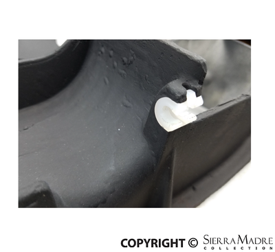 Porsche Bearing Shell Plastic Clip - 911/914 70-77 021-119-187