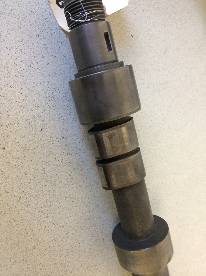 Porsche Camshaft - Left - Used - 911 70-77 911-105-141-0R