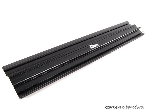Porsche Spoiler Grille Wall - 964/993 89-98 993-512-121-00